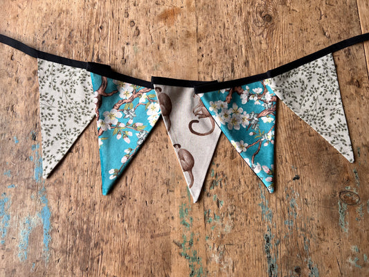 Vlaggenlijn blauw, aapjes