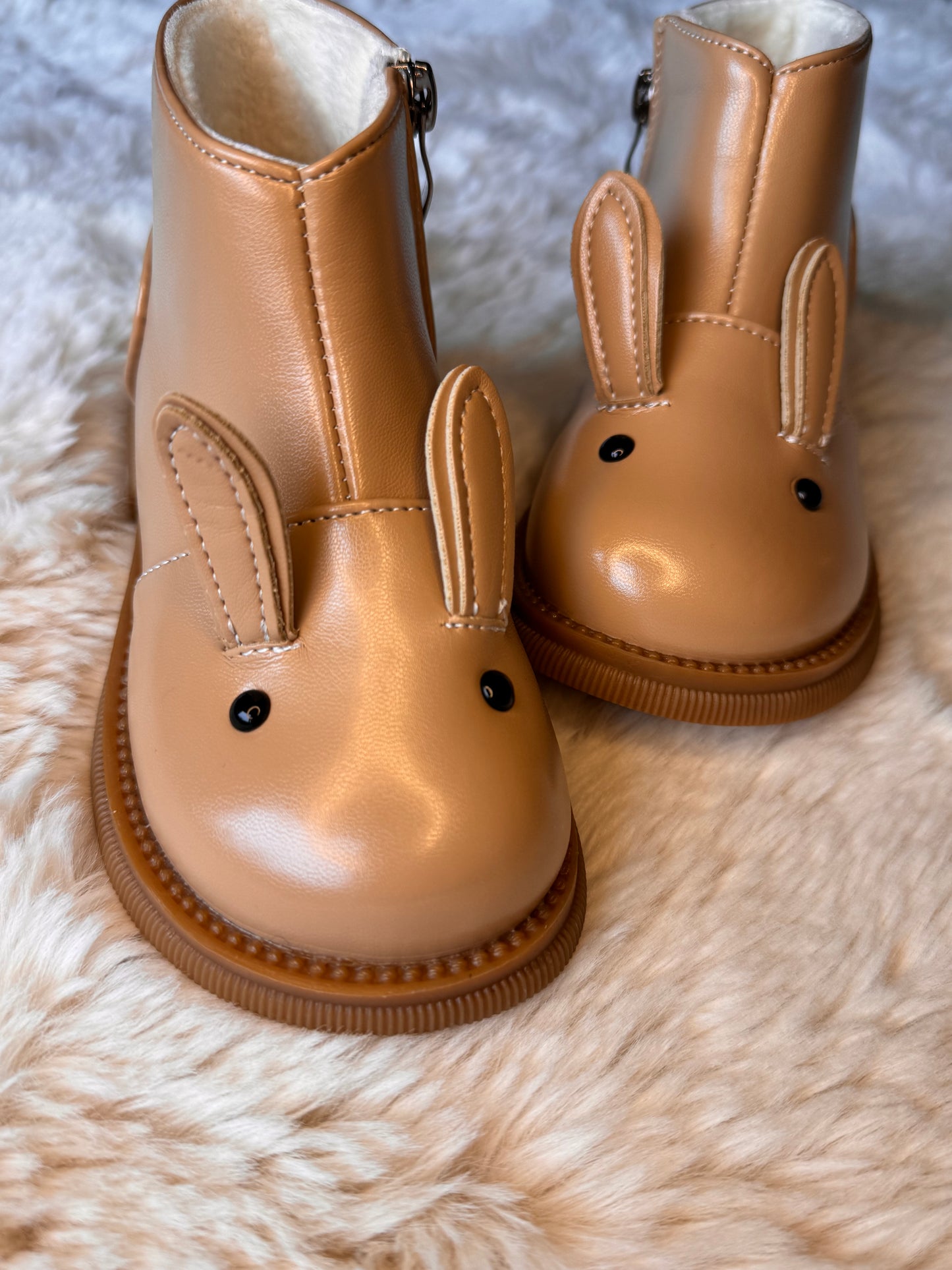 Boots Bunny Khaki