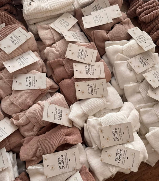 Gebreide babymuts - Beige - B2B - Incl Btw