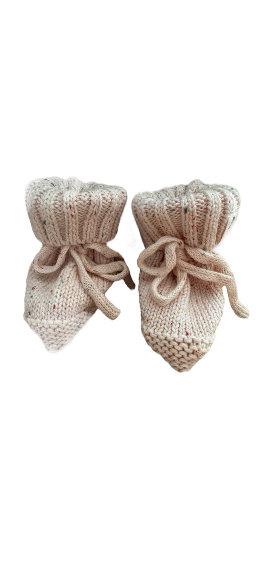 Gebreide babyslofjes - Beige