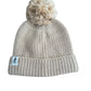 Gebreide babymuts met pompon – B2B - Caramel- Incl Btw