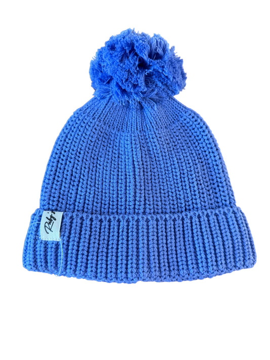 Gebreide babymuts met pompon – Blauw