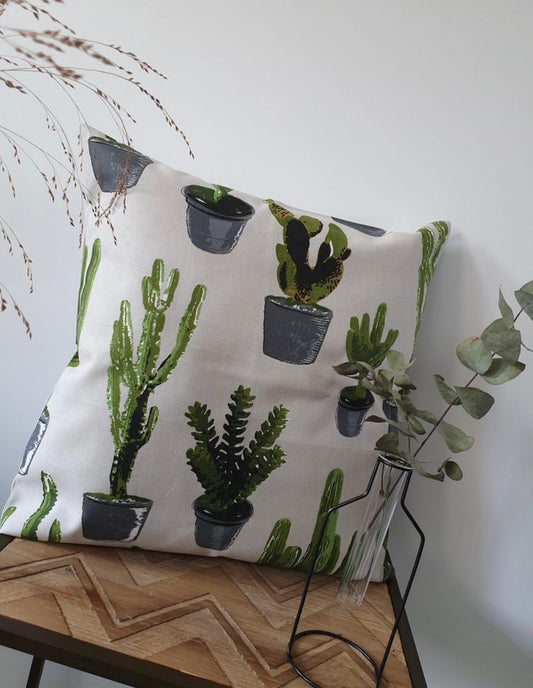 Kussenhoes met cactus patroon, linnenlook 50x50cm