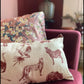 Kussenhoes met bordeaux dierenprint, linnenlook 30x50
